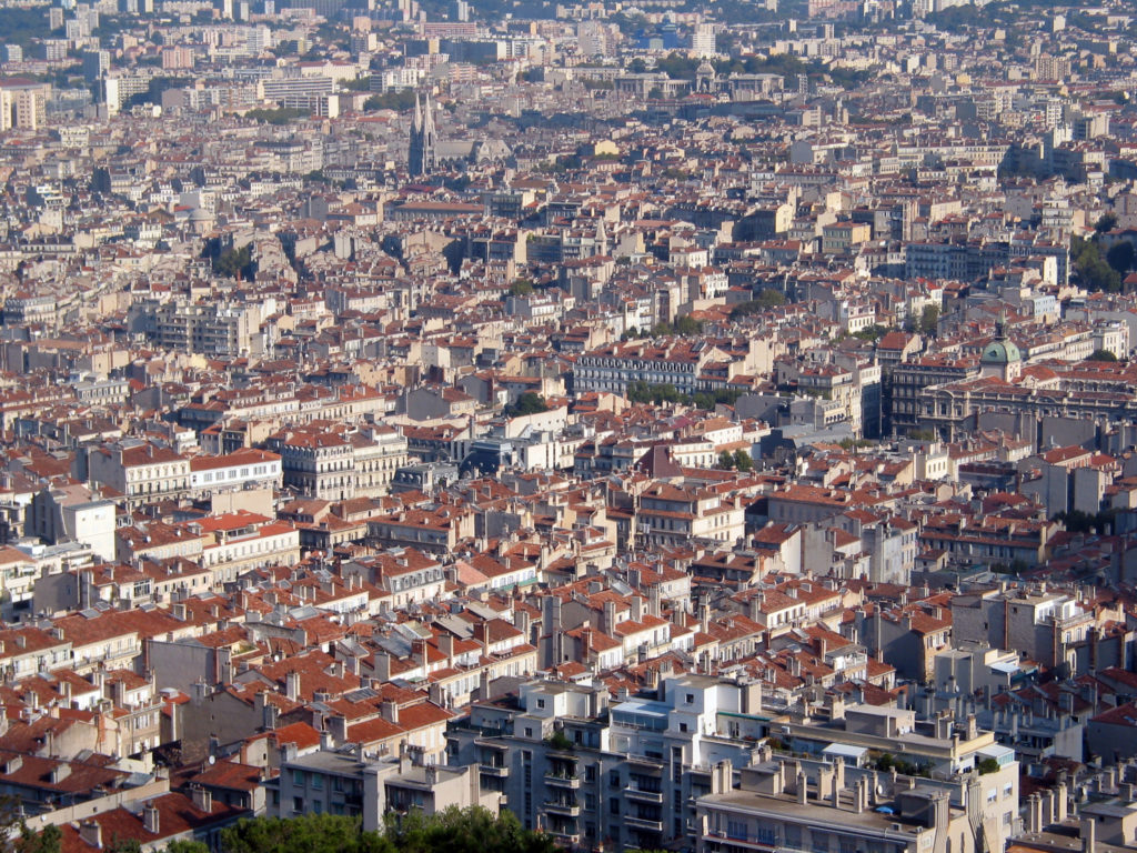 LA POPULATION DANS LES CENTRESVILLES D'AIXMARSEILLEPROVENCE AGAM