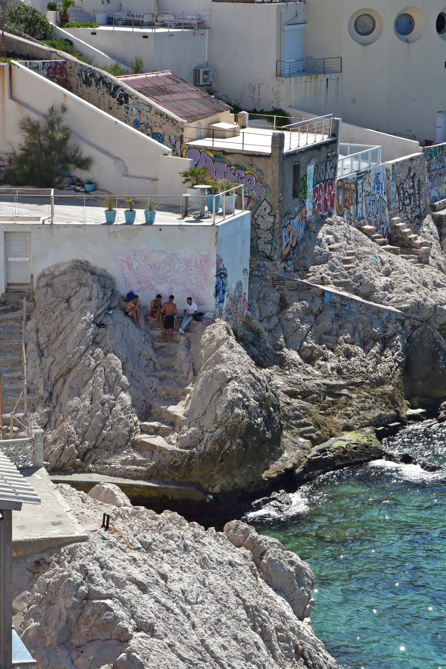 Une plage rocheuse du quartier de Malmousque (c) Agam C. Trinquier (1)