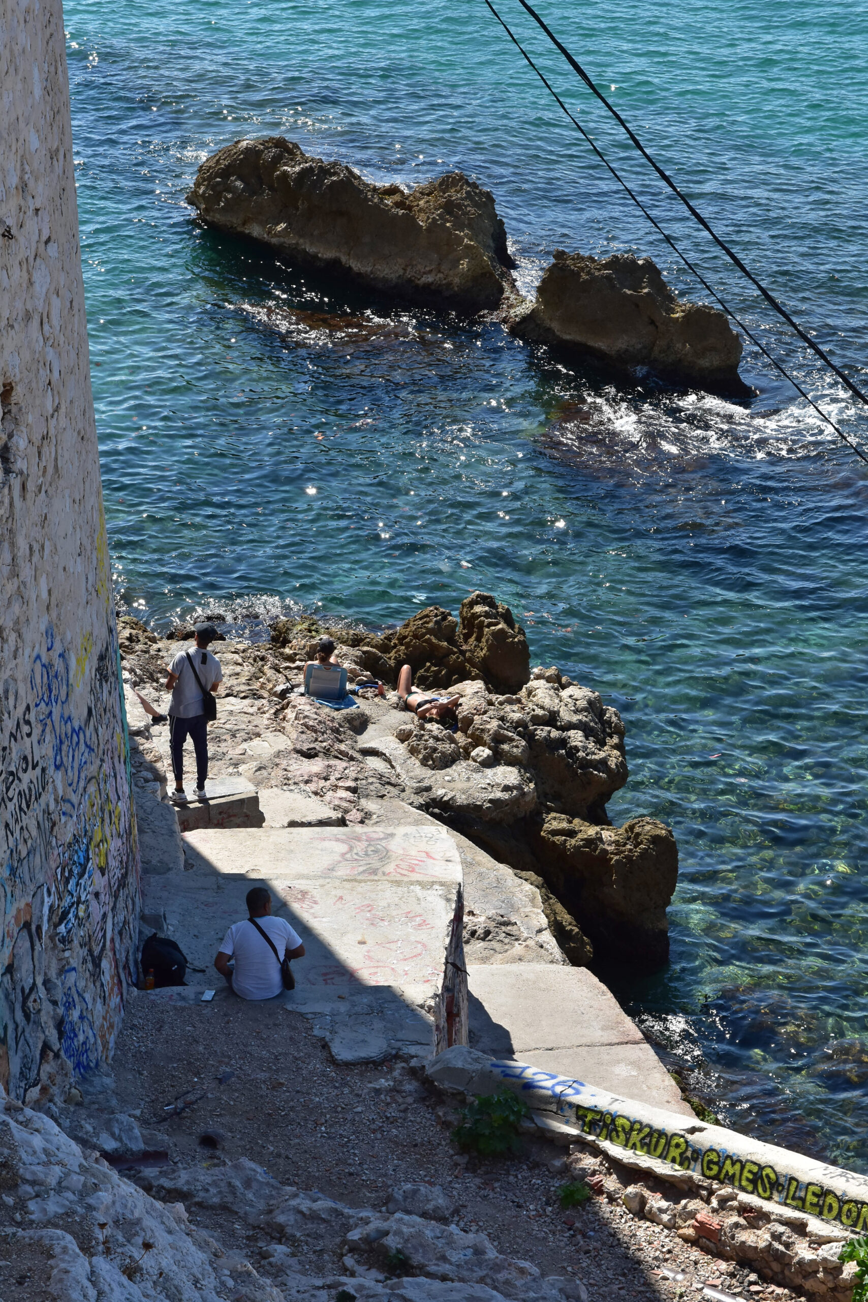 Une plage rocheuse du quartier de Malmousque (c) Agam C. Trinquier (4)