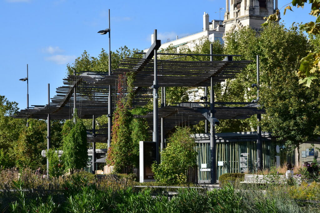Esplanade Charles de Gaulle, Nîmes - Atelier AS Marguerit, entreprise Sports et Paysages - CTrinquier Agam